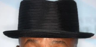 Carl Weathers