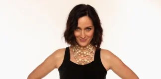 Carrie-Anne Moss
