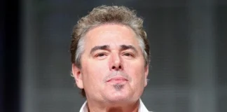 Christopher Knight