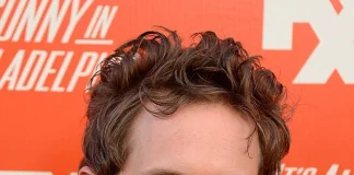 Glenn Howerton