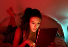 Does watching porn movies decrease desire for our partner?