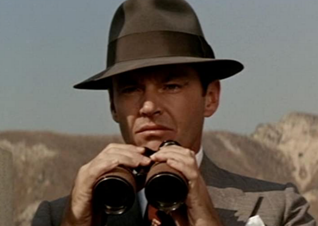 Jack Nicholson intr-o scena din Chinatown.
