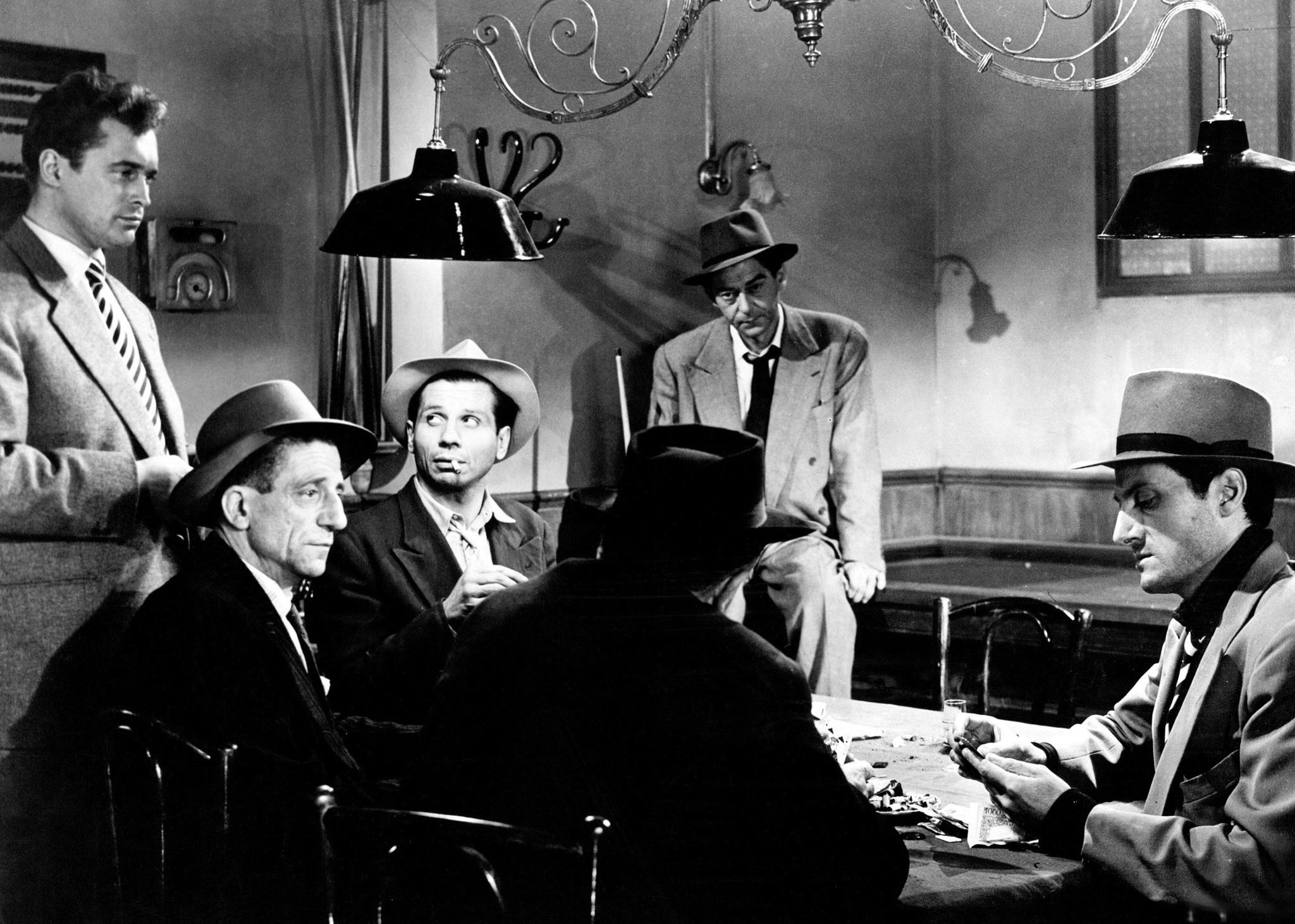 Carl Mohner si Jean Servais intr-o scena din Rififi.