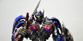 Ce camion este Optimus Prime in ultimul cavaler?