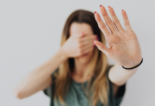 4 sfaturi care te vor ajuta sa depasesti lipsa de incredere