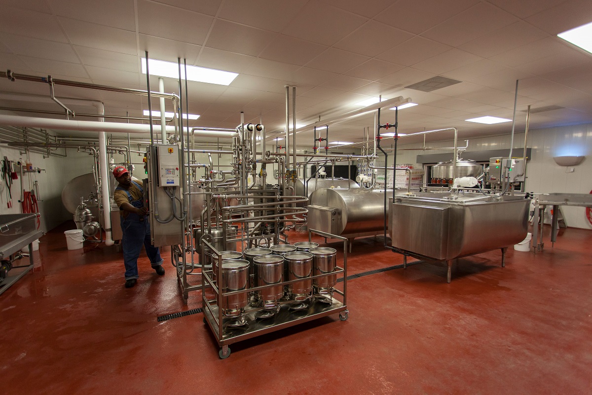 mobilier-inox-2.jpg